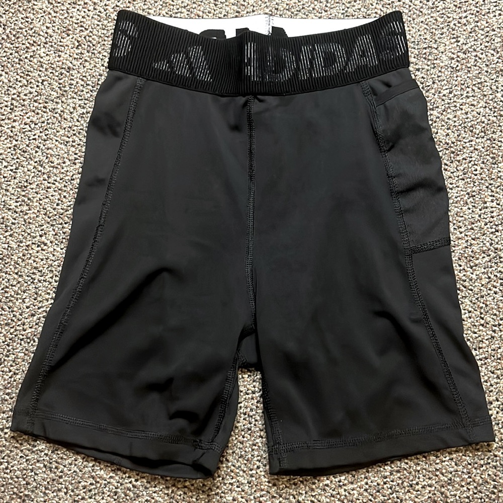 XS Adidas 7” High-Waisted Spandex Shorts